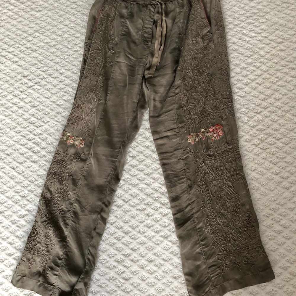 Johnny Was Pete & Greta embroidered rayon crop pants M